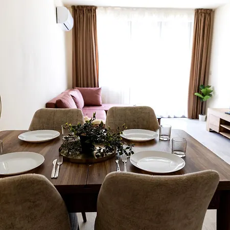 Rabi Park Aparthotel Saints Constantine and Helena