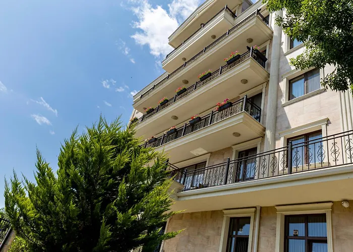 Rabi Park Aparthotel *