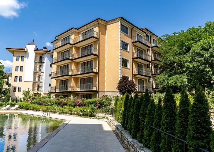 Aparthotel Rabi Park Saints Constantine and Helena